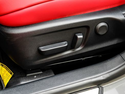 Used 2024 Lexus IS 500 image 36