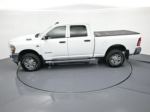 Used 2022 RAM 2500 Tradesman w/ Chrome Appearance Group AWD/4WD image 18