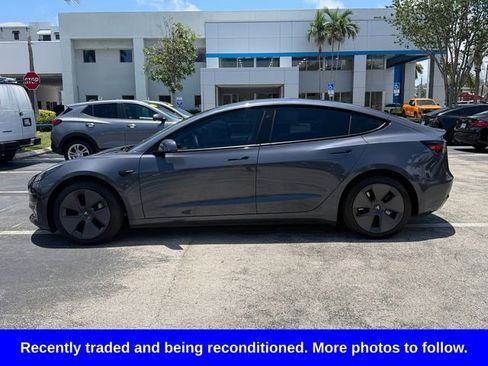 Used 2023 Tesla Model 3 Standard Range RWD image 4