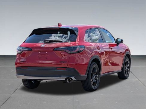 Certified 2026 Honda HR-V Sport image 5