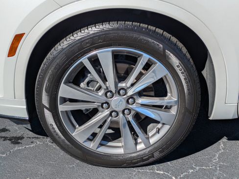 Used 2021 Cadillac XT6 Premium Luxury image 10