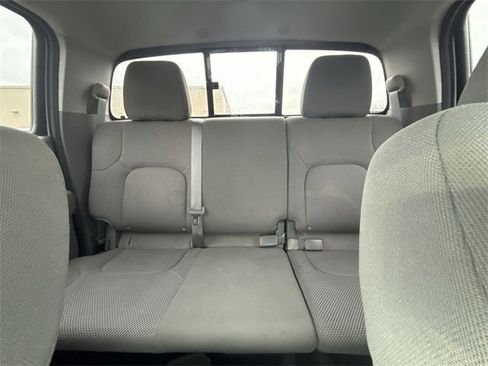 Used 2019 Nissan Frontier SV image 21