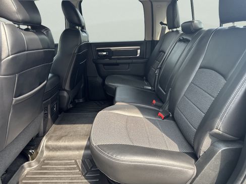 Used 2017 RAM 1500 Sport w/ Black Ram 1500 Sport Group AWD/4WD image 17