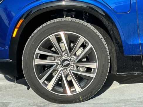 New 2026 Cadillac Vistiq Sport image 26