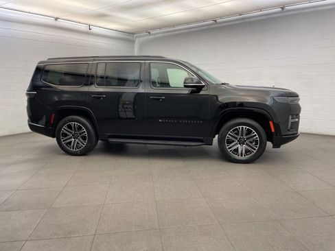 New 2026 Jeep Grand Wagoneer L 2WD image 2