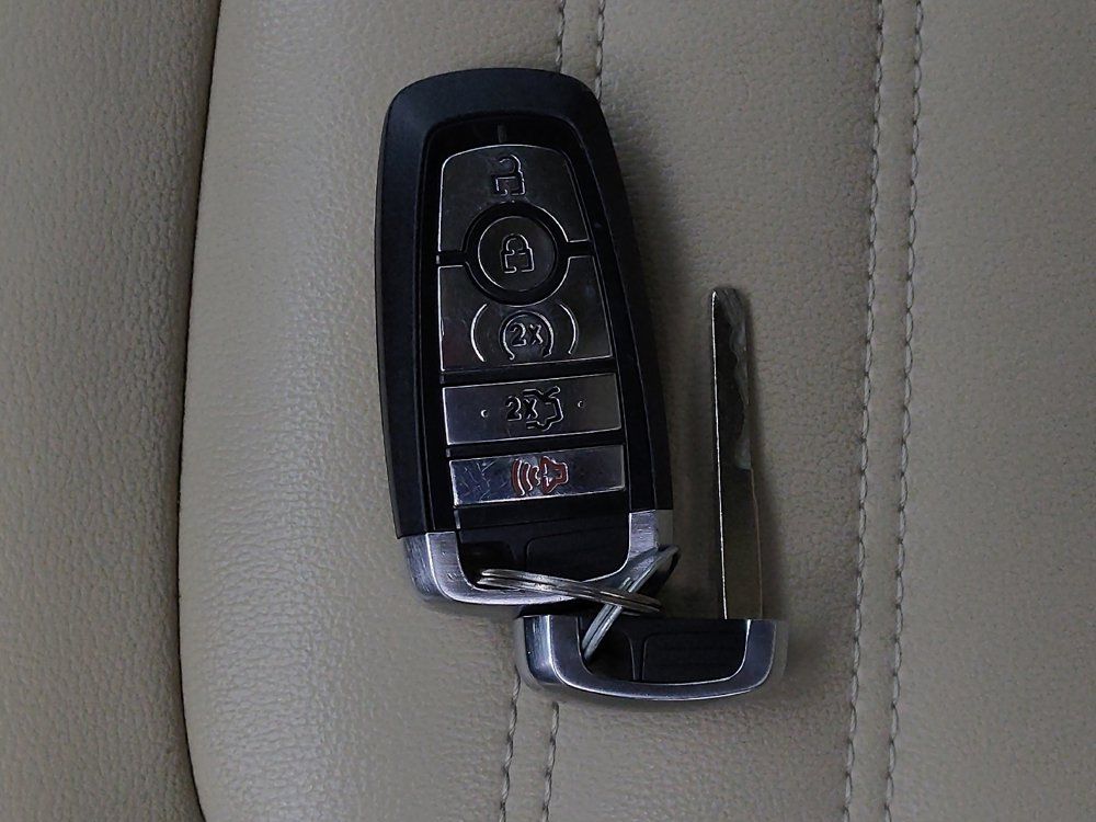 Used 2021 Ford Edge SEL w/ Convenience Package FWD image 32