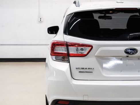 Used 2017 Subaru Impreza 2.0i Premium AWD/4WD image 40