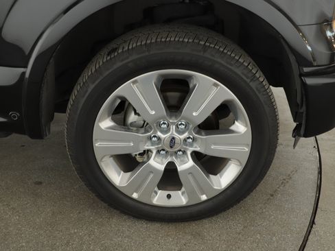 Used 2016 Ford F150 Limited w/ Trailer Tow Package image 13