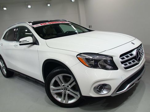 Used 2019 Mercedes-Benz GLA 250 4MATIC image 10