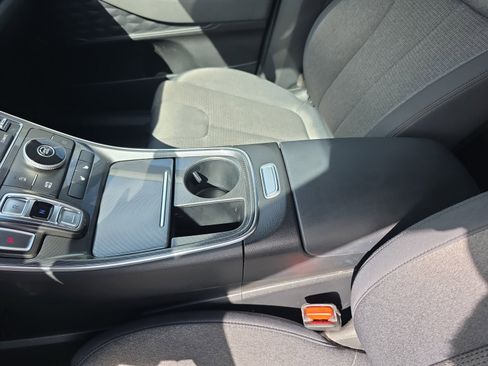 Used 2023 Hyundai Santa Fe SEL image 15