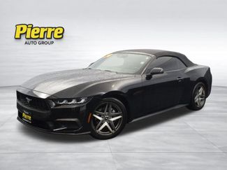 Used 2024 Ford Mustang Convertible video 1