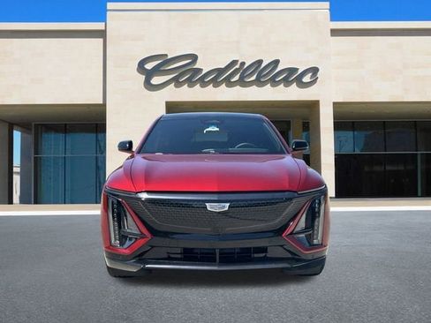 New 2025 Cadillac Lyriq Sport image 4