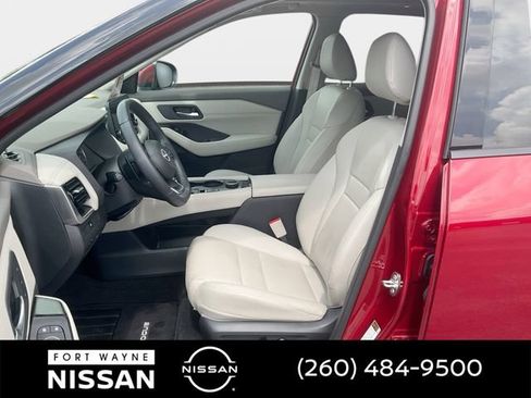 Certified 2023 Nissan Rogue SL w/ SL Premium Package AWD/4WD image 13