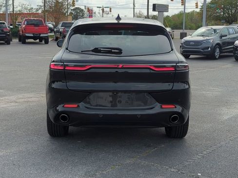 Used 2024 Dodge Hornet R/T Plus w/ Tech Pack Plus w/o Parking image 10