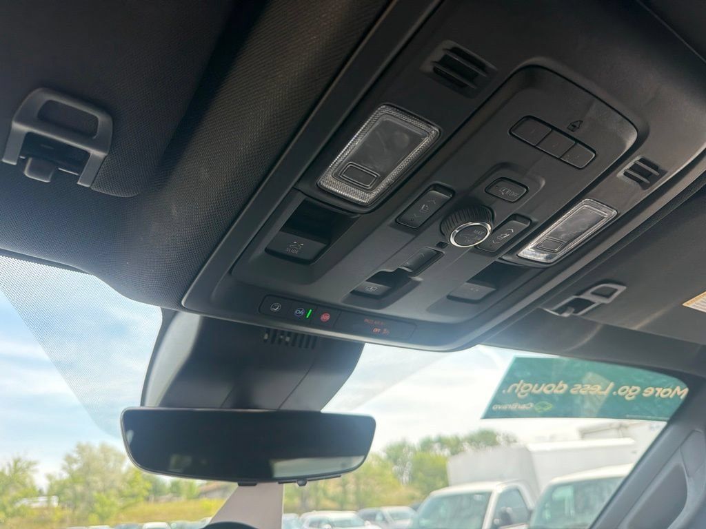 Certified 2023 Chevrolet Suburban Premier w/ Advanced Technology Package AWD/4WD image 27