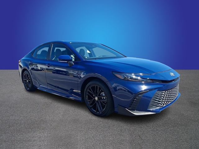 Used 2026 Toyota Camry SE FWD image 3