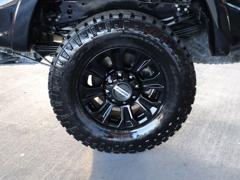 Used 2020 Ford F250 XLT w/ Tremor Off-Road Package image 11