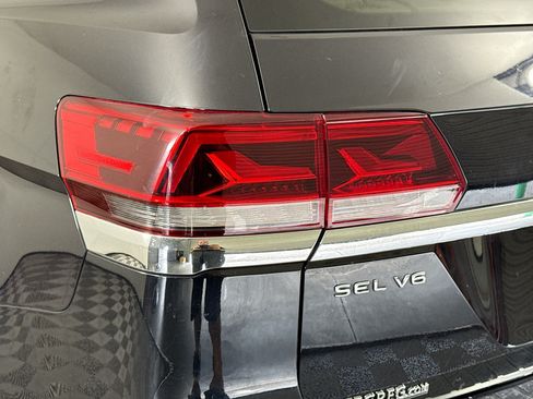 Used 2021 Volkswagen Atlas SEL FWD image 36