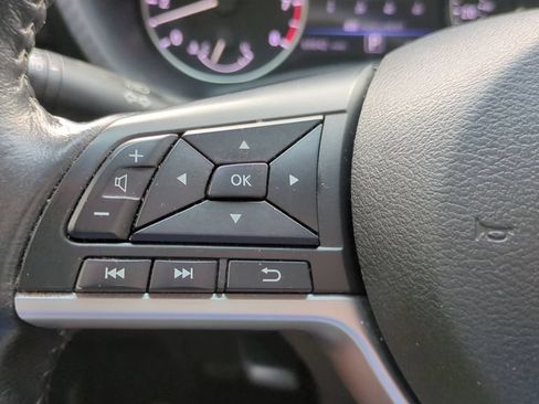 Used 2022 Nissan Sentra SV w/ Lighting Package FWD image 20