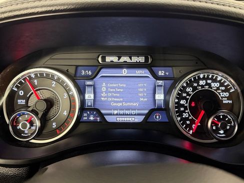 Used 2024 RAM 2500 Laramie AWD/4WD image 22