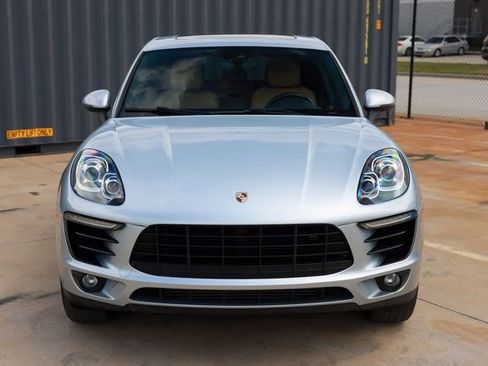 Used 2017 Porsche Macan AWD/4WD image 22