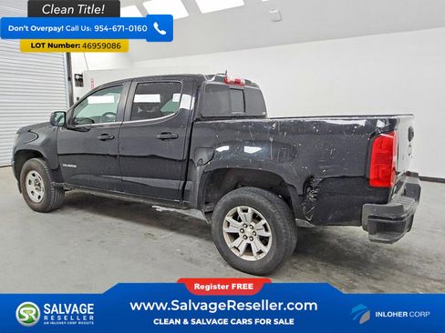 Used 2017 Chevrolet Colorado LT w/ LT Convenience Package image 3