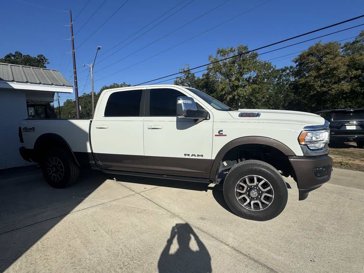 Used 2024 RAM 2500 Limited w/ Safety Group AWD/4WD image 4