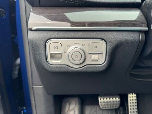 Certified 2021 Mercedes-Benz GLS 580 4MATIC image 23