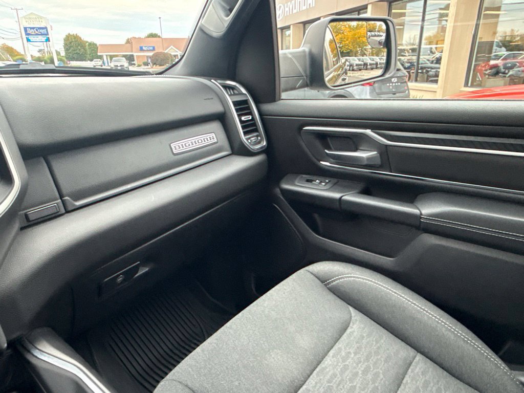 Used 2025 RAM 1500 Big Horn AWD/4WD image 30