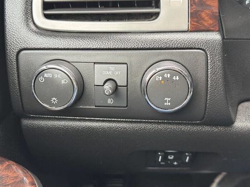 Used 2013 GMC Sierra 3500 Denali AWD/4WD image 30