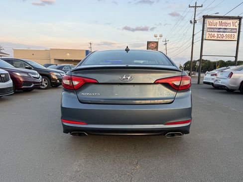 Used 2015 Hyundai Sonata Sport w/ Option Group 04 FWD image 5