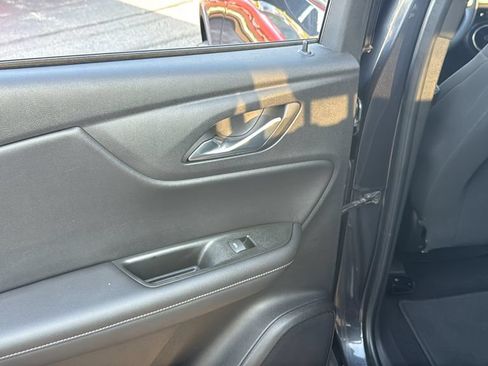 Used 2021 Chevrolet Blazer LT FWD image 25