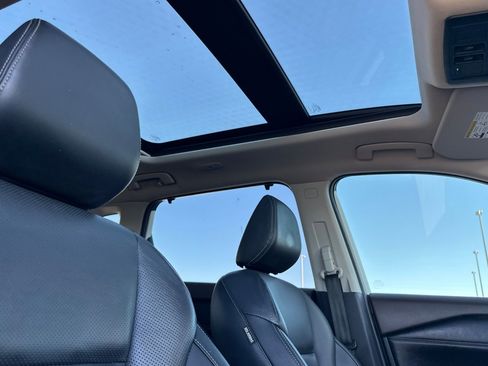 Certified 2021 Nissan Rogue Platinum image 17