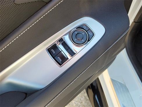 Used 2025 Chevrolet Corvette Z06 w/ Battery Protection Package image 15