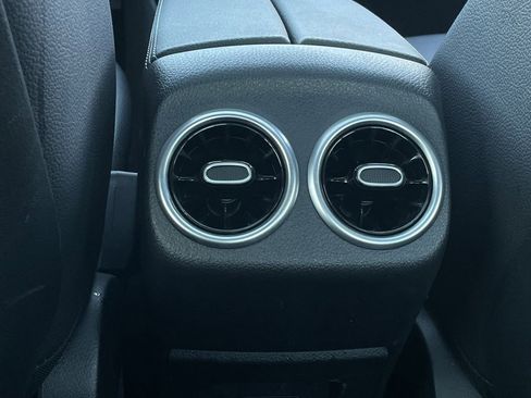 Used 2025 Mercedes-Benz CLA 250 image 24