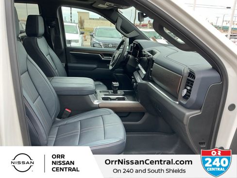 Used 2024 Chevrolet Silverado 1500 High Country w/ High Country Premium Package image 11