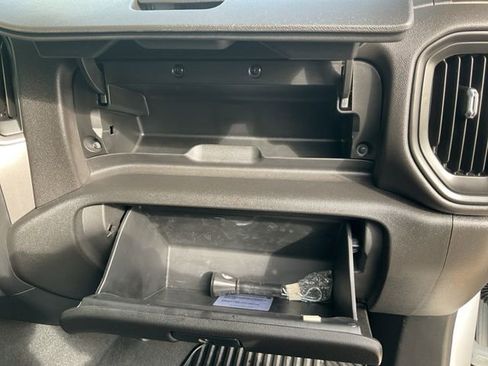 Used 2025 Chevrolet Silverado 2500 Custom w/ Z71 Off-Road Package image 31