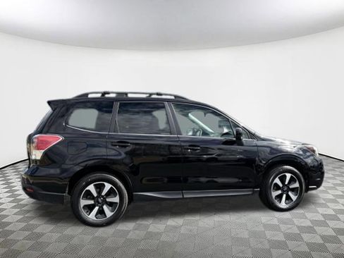Used 2018 Subaru Forester 2.5i Limited image 8