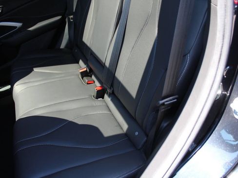 Used 2025 Acura RDX SH-AWD image 22
