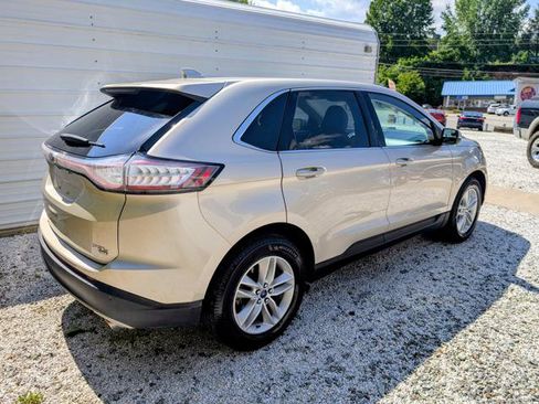Used 2018 Ford Edge SEL w/ Equipment Group 201A AWD/4WD image 19