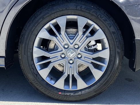 New 2026 Honda Odyssey Touring image 7