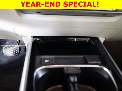 Used 2022 Mercedes-Benz GLB 250 4MATIC image 16