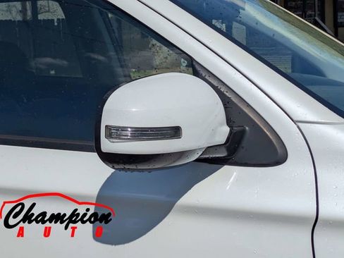 Used 2019 Mitsubishi Outlander SE image 14