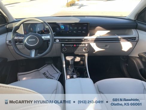 Certified 2025 Hyundai Tucson SEL image 18