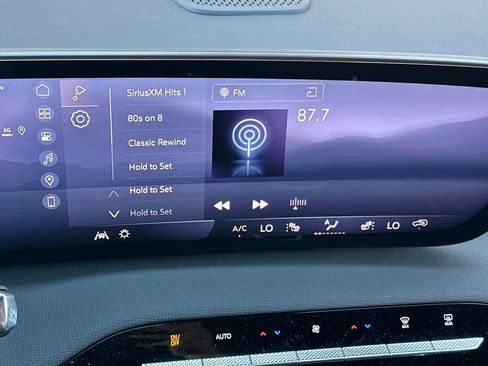 New 2026 Buick Enclave Sport Touring w/ Power Package FWD image 17