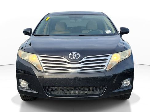 Used 2011 Toyota Venza FWD image 2