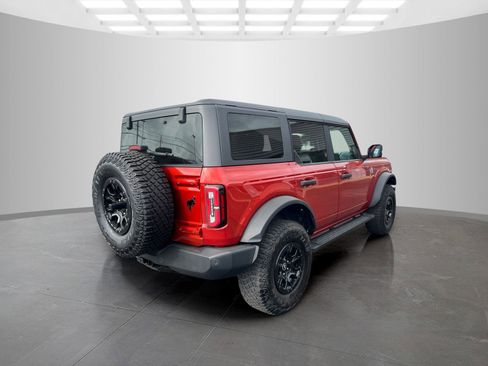 Used 2023 Ford Bronco Wildtrak image 4