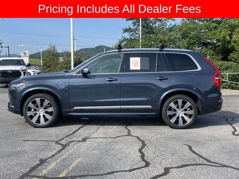 Used 2025 Volvo XC90 T8 Ultra w/ Protection Package Premier AWD/4WD image 2