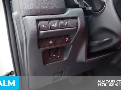 Used 2024 Toyota Land Cruiser image 13