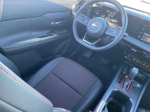 New 2026 Nissan Kicks SR w/ Cold Weather Package image 15